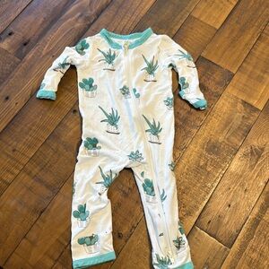 Kyte baby footless romper 0-3 months